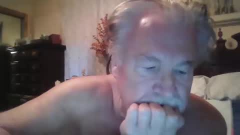 Snapshot of sandy5662 chatting on 10.12.25 sandy5662 online show from 10.12.25