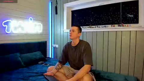 Snapshot of sandy_chris chatting on 01.31.25 Sandy and Chris online show from 01.31.25