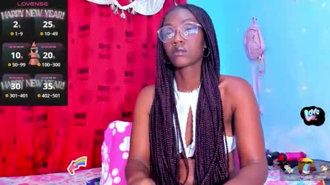 Snapshot of sandy_hearts chatting on 11.13.25 sandy online show from 11.13.25