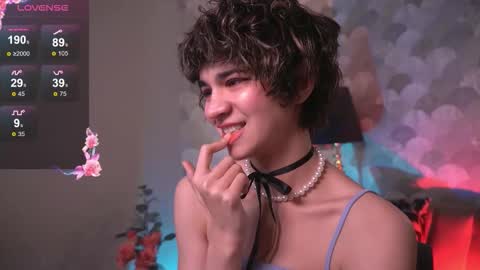 Viola  online show from 11.17.25