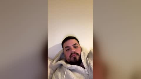 Snapshot of saneq120996 chatting on 12.17.25 saneq120996 online show from 12.17.25