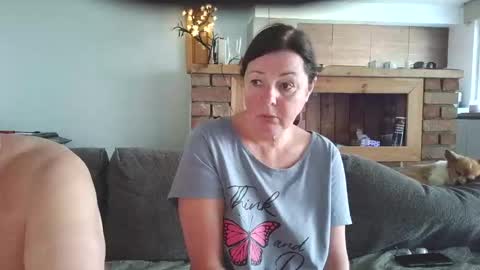 Snapshot of sanroom chatting on 03.22.26 sanroom online show from 03.22.26