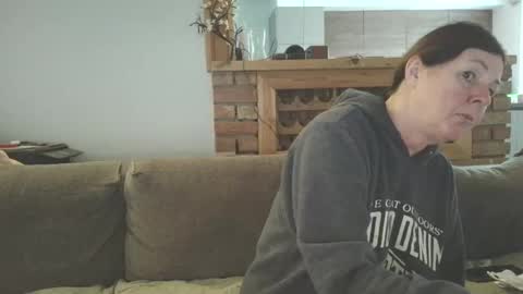 Snapshot of sanroom chatting on 03.31.26 sanroom online show from 03.31.26