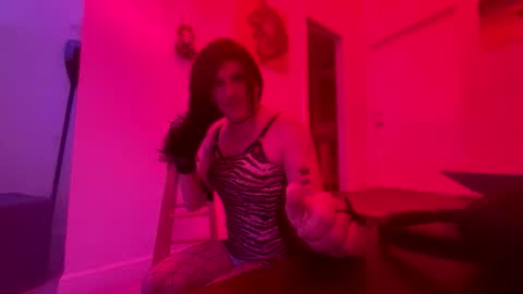 Snapshot of santanacd chatting on 10.22.25 Santana online show from 10.22.25