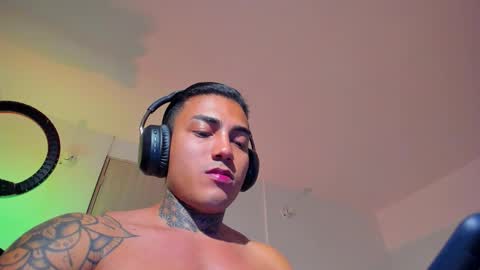 Santi Ferrer online show from 02.12.26