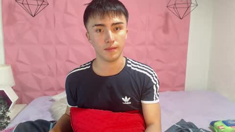 Snapshot of santi_fabulous chatting on 03.06.25 santi_fabulous online show from 03.06.25