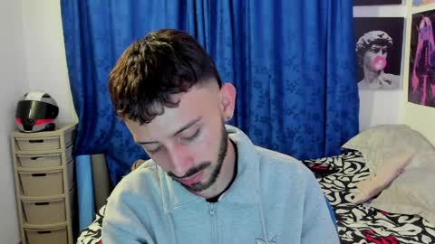 Snapshot of santi_mateo chatting on 04.02.26 Santi online show from 04.02.26