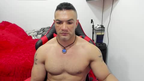 Snapshot of santi_pastori chatting on 09.20.25 santi_pastori online show from 09.20.25