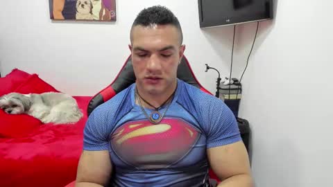 Snapshot of santi_pastori chatting on 10.14.25 santi_pastori online show from 10.14.25