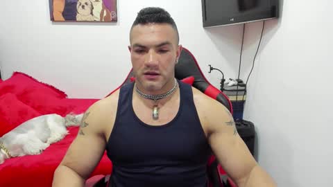 Snapshot of santi_pastori chatting on 10.27.25 santi_pastori online show from 10.27.25