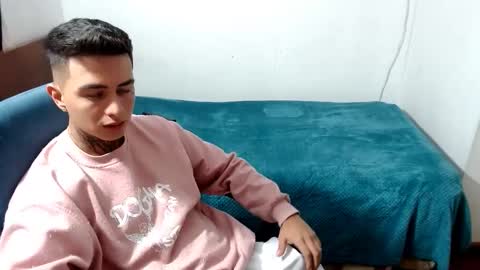 Snapshot of santi_ss chatting on 09.27.25 santi_ss online show from 09.27.25