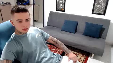 Snapshot of santi_ss chatting on 11.07.25 santi_ss online show from 11.07.25