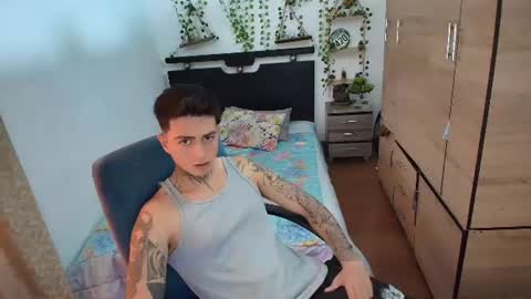 Snapshot of santi_ss chatting on 07.13.26 santi_ss online show from 07.13.26