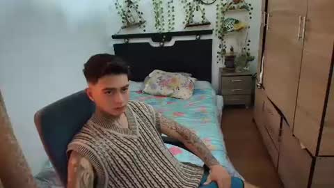Snapshot of santi_ss chatting on 08.05.26 santi_ss online show from 08.05.26