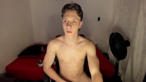 Julius Novachrono  online show from 02.11.25