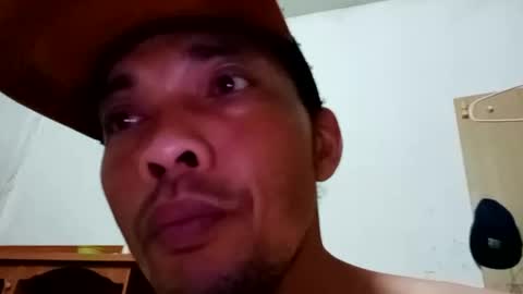 Snapshot of santichai561323 chatting on 02.26.25 santichai561323 online show from 02.26.25