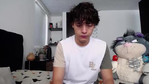 Santii online show from 01.22.25