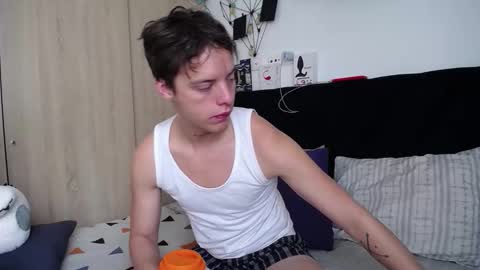 Santii online show from 10.13.25