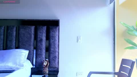 Santiago Seans online show from 04.27.26