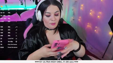 Liah Santos online show from 12.13.24