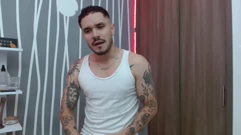 Santy Torres online show from 11.29.25