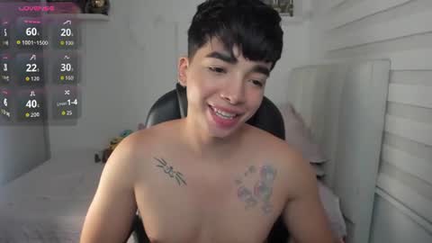 Snapshot of santy7u7 chatting on 06.28.26 Mr. Santiago online show from 06.28.26