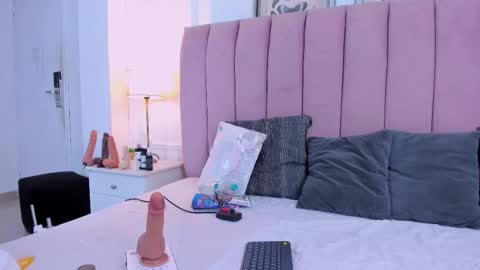 Snapshot of santy_carrington chatting on 03.10.26 Santiago Carrington online show from 03.10.26