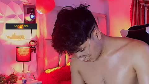 Snapshot of santyago_taylor chatting on 03.05.25 Santyago online show from 03.05.25