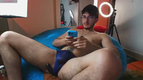 Snapshot of santyago_taylor chatting on 05.11.26 Santyago online show from 05.11.26