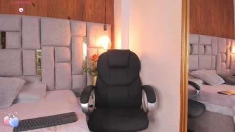 Saori  online show from 10.17.25