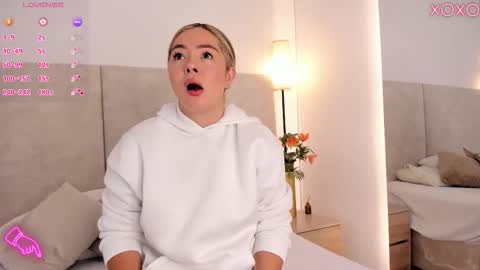 Saori  online show from 11.13.25