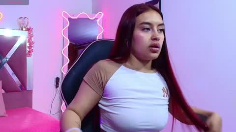 Snapshot of saori_tay chatting on 11.12.25 SAORI online show from 11.12.25