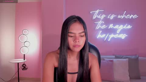 Saphira James online show from 05.30.26