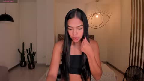 Saphira James online show from 07.02.26