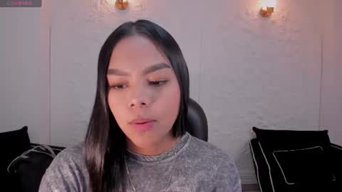 Saphira James online show from 07.14.26
