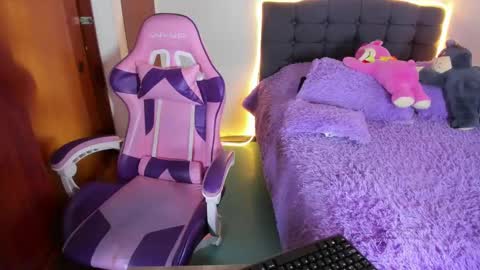 saphira online show from 02.21.25