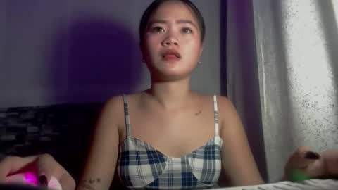 Snapshot of sapphire_amora chatting on 10.03.25 sapphire_amora online show from 10.03.25