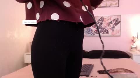 Sara online show from 11.15.25