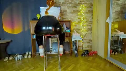 sara  foxy online show from 06.03.26