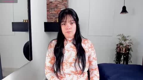 Snapshot of sara__michell chatting on 10.20.25 online show from 10.20.25