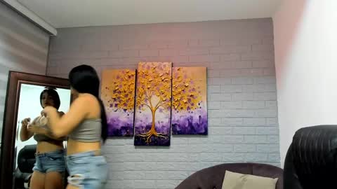Snapshot of sara__michell chatting on 05.22.26 online show from 05.22.26