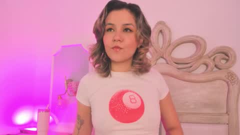 Sara online show from 11.23.25