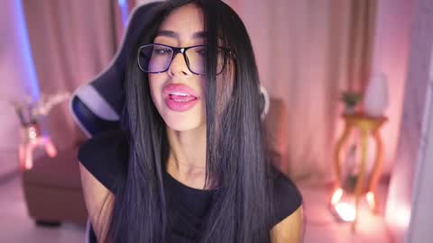 Sara  online show from 01.13.25