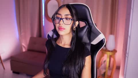 Sara  online show from 01.15.25