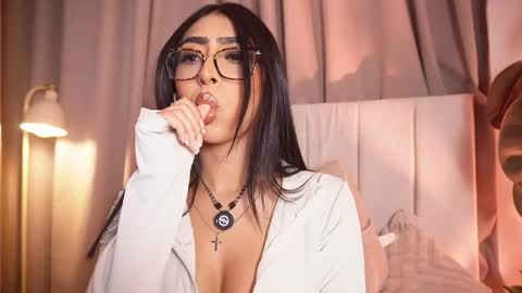 Sara  online show from 05.08.26
