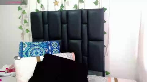 Sara  online show from 09.29.25