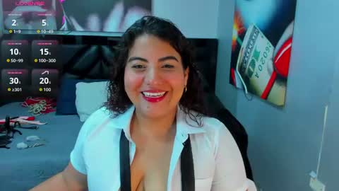 Snapshot of sara_bdsm chatting on 06.20.26 sara_bdsm online show from 06.20.26
