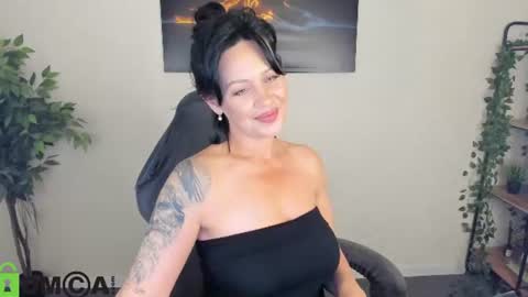 Snapshot of sara_devills chatting on 07.10.26 Sara online show from 07.10.26