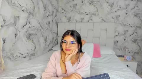 sara online show from 12.04.25