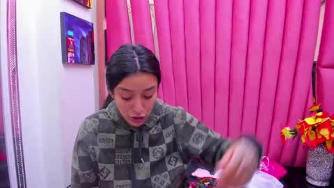 Snapshot of sara_honny chatting on 02.15.26 sara_honny online show from 02.15.26